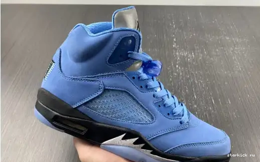 Jordan DV1310-401 Air RETRO 5  “UNC”  DV1310-401 0630